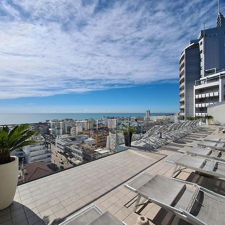 Hesperia Hotel & Residence Лідо-ді-Єзоло Екстер'єр фото
