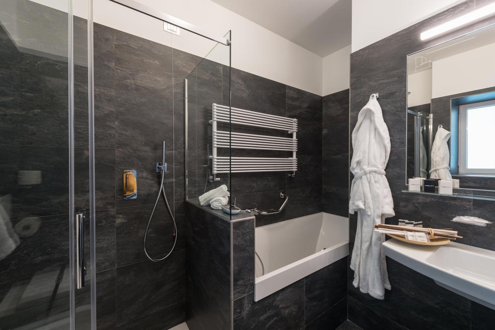 Hesperia Hotel & Residence Лідо-ді-Єзоло Екстер'єр фото