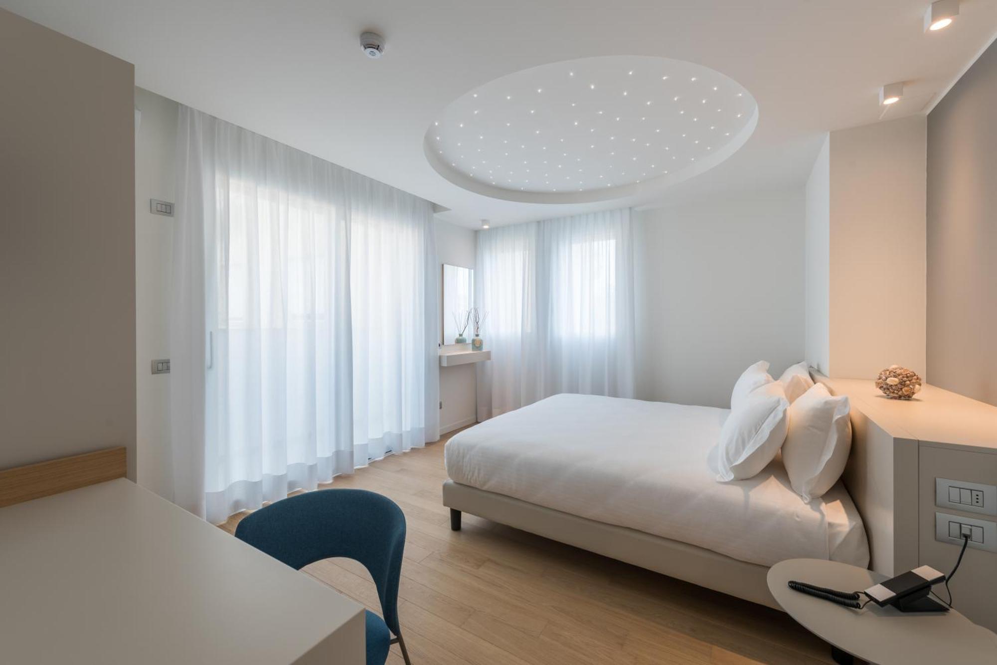 Hesperia Hotel & Residence Лідо-ді-Єзоло Номер фото